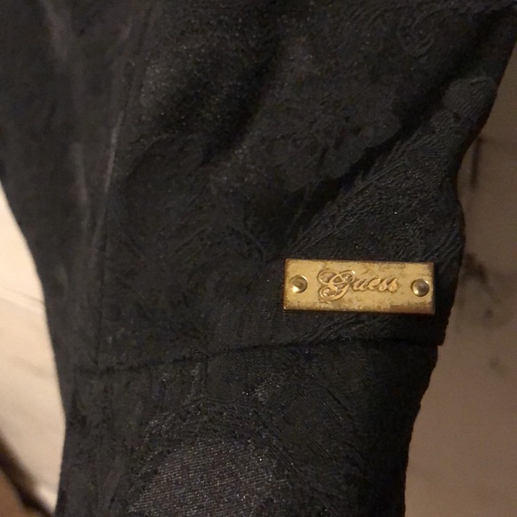 (241) Black Peplum Top - Picture 11 of 12